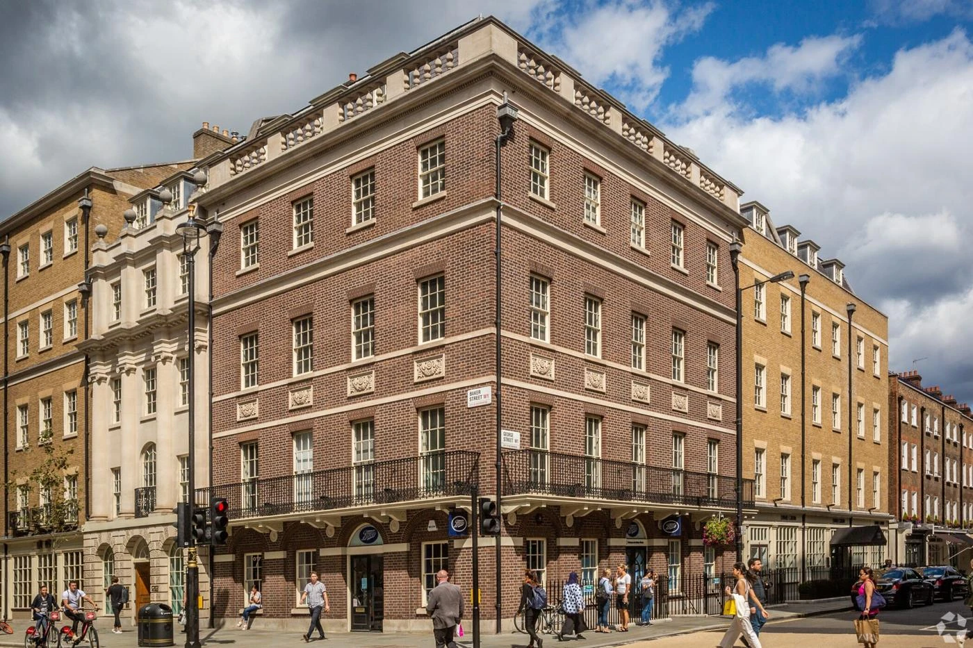 22 Baker Street